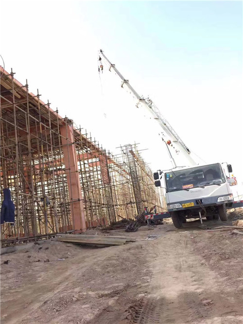 鄂尔多斯市25 吨、50 吨吊车怎么选？多大重量 / 半径适合对应车型？